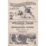 NEWCASTLE / MAN UNITED 4 Page programme Newcastle United v Manchester United 19/4/1946. Folds. No