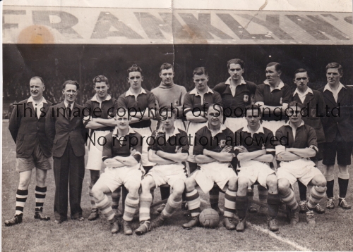 WALES FOOTBALL 1941 An 8" X 6" black & white team group Press photograph before their match v.
