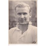 WILF MANNION A 6" X 4" black & white portrait Press photograph. Good