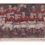 MANCHESTER UNITED AUTOGRAPHS A newspaper team group from the mid-1950's signed by Whitefoot,
