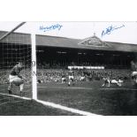LEICESTER CITY B/w 12 x 8 photo showing Leicester City's Mike Stringfellow scoring the winning