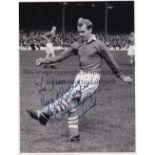 WILF MANNION AUTOGRAPH B/W Provincial Press Agency issue 8.5" X 6.5" press photo signed by the