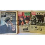 RECORD MIRROR Thirty newspapers: 3 X 1965, 6 X 1966, 7 X 1968 and 8 X 1969. Good