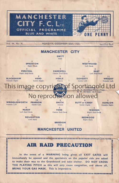 MAN CITY / MAN UNITED Single card programme Manchester City v Manchester United Friendly 25/12/1939.
