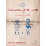 ENGLISH LEAGUE V SCOTTISH LEAGUE 1934 AT CHELSEA Programme for 31/10/1934, horizontal fold. Fair