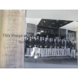 AUSTRALIA CRICKET AUTOGRAPHS ASHES 1989 / PRESS PHOTO A signed Gunn & Moore Skipper bat, Size 2,