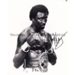 THOMAS "HITMAN" HEARNS AUTOGRAPH A B/W 10" X 8" photo hand signed in black marker. Good