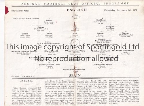 ENGLAND / SPAIN / ARSENAL Programme England v Spain 9/12/1931 at Highbury. Light horizontal fold.