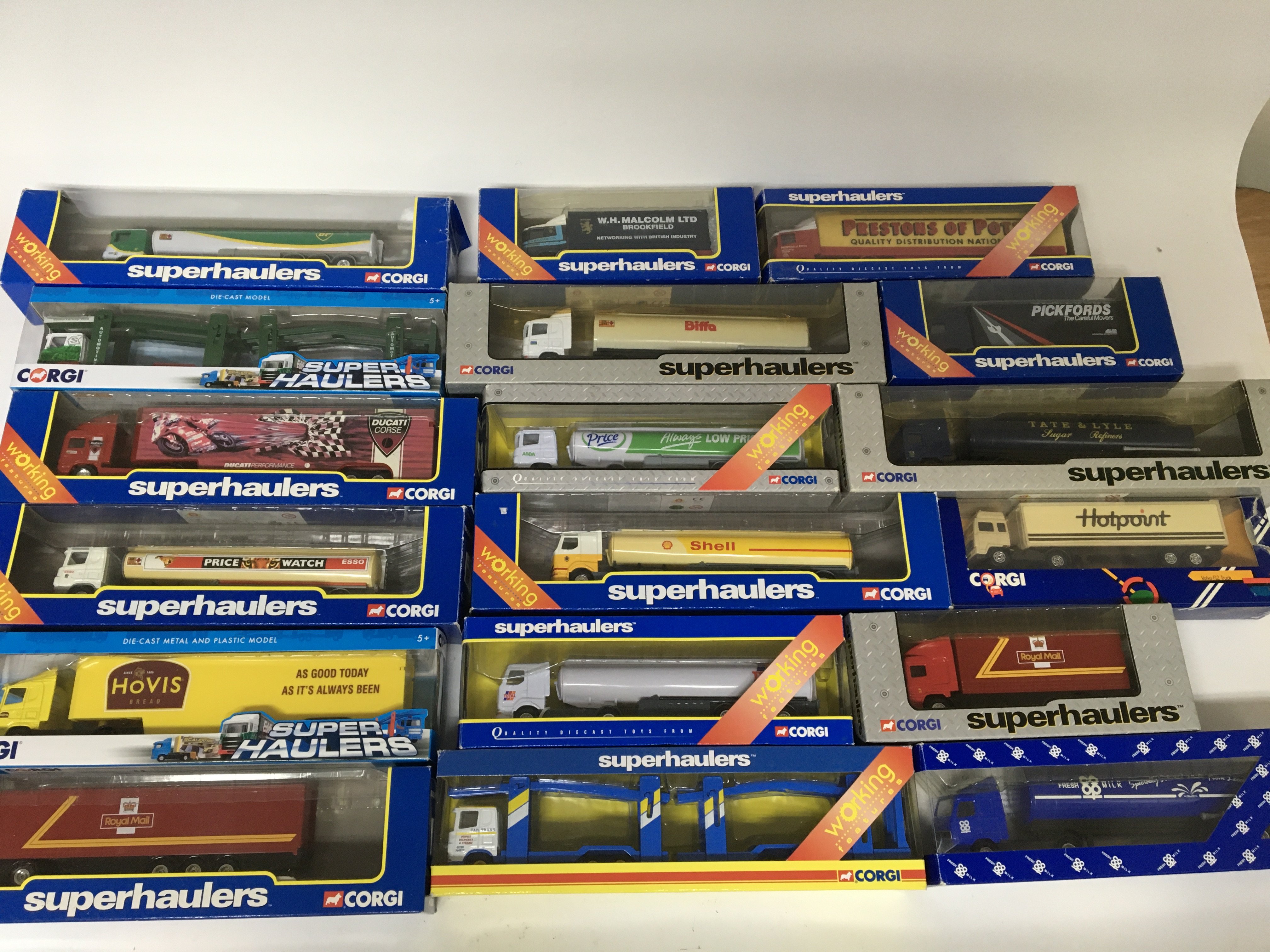 Corgi toys, Superhaulers, boxed die cast vehicles