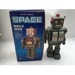 Space walk man Robot, battery operated, tinplate,