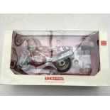 Universal Hobbies , Diecast, Honda RC 30, Carl Fogarty, 1:12 scale, mint and boxed