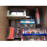 Oxford Diecast, boxed Diecast vehicles including Chipperfields circus vehicles, Buses, Vans, Lorry'