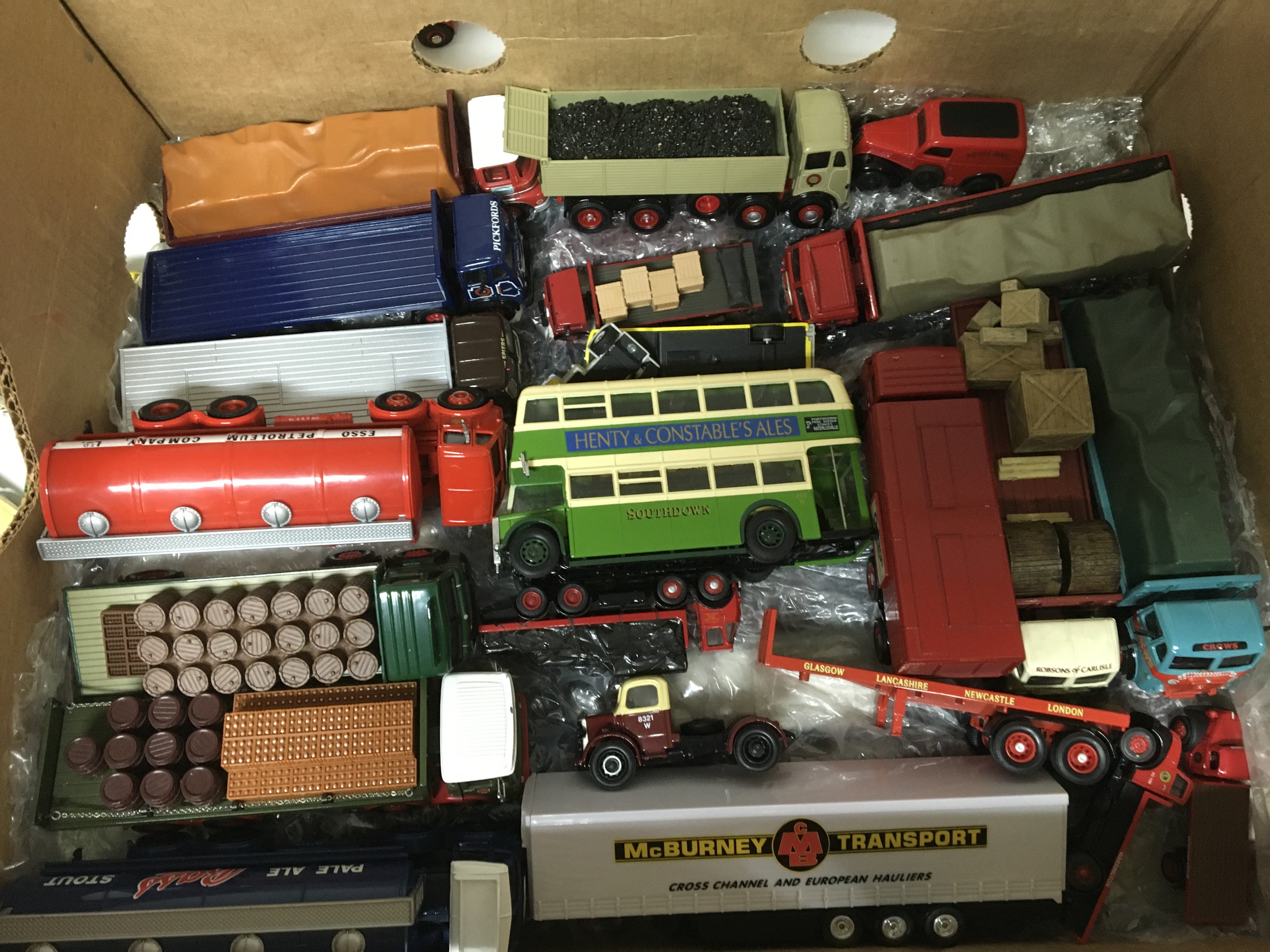 A collection of loose die cast vehicles including - Image 2 of 3