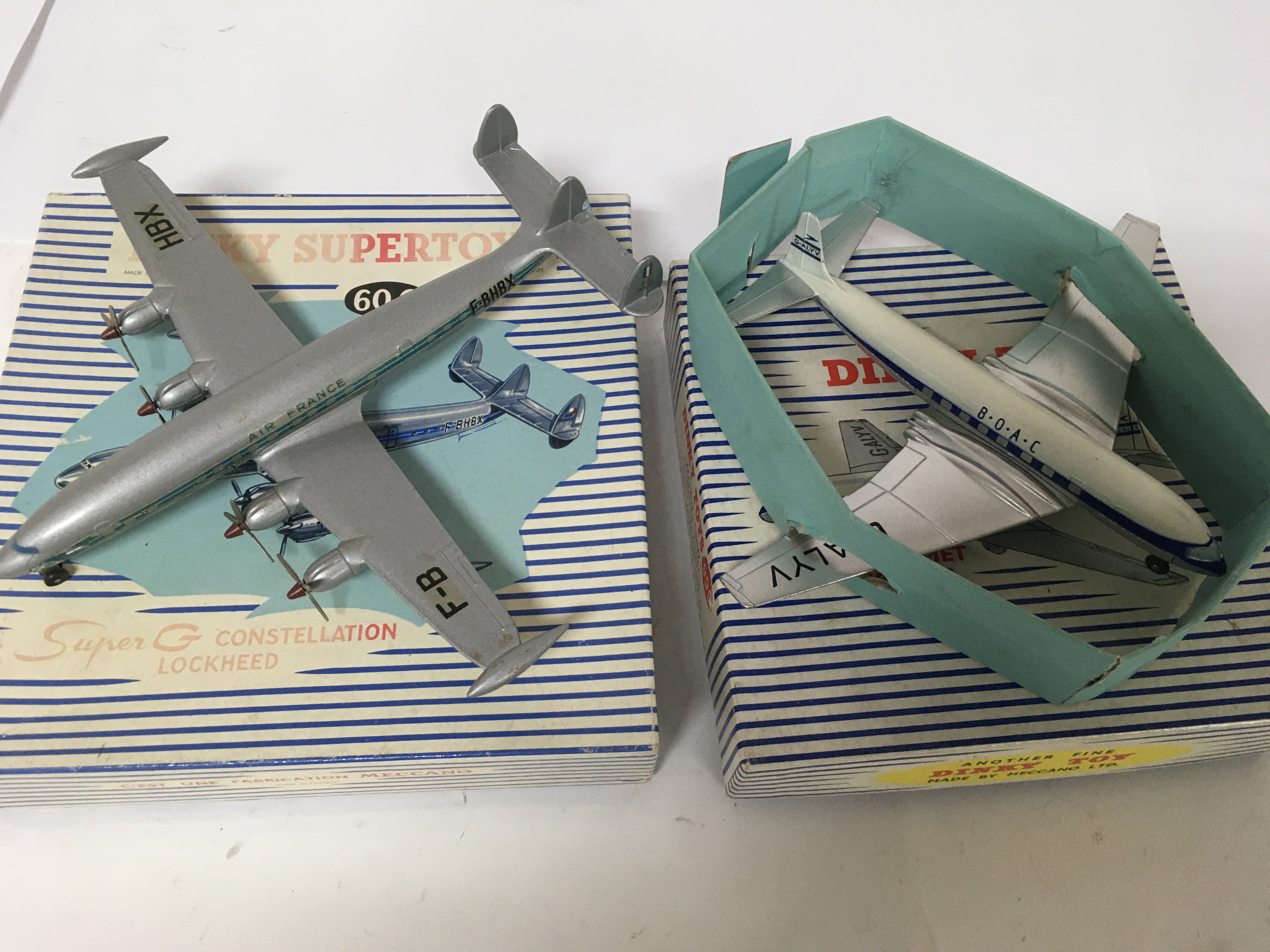 Dinky (Nicky Toys) 999 De Havilland Comet 'BOAC' - silver