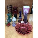 A selection of good art glass. (15pc)