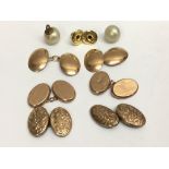 Three pairs of 9ct gold cufflinks and pair of stud backs.Approx 13.8g