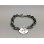 A Tiffany & Co bracelet. Length approx 18cm. Weigh