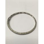 A quality 18ct white gold bracelet inset with 1.5