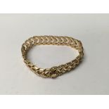 A 18 ct gold bracelet 19 grams approx