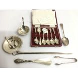 A cased set of Georgian silver teaspoons, one othe