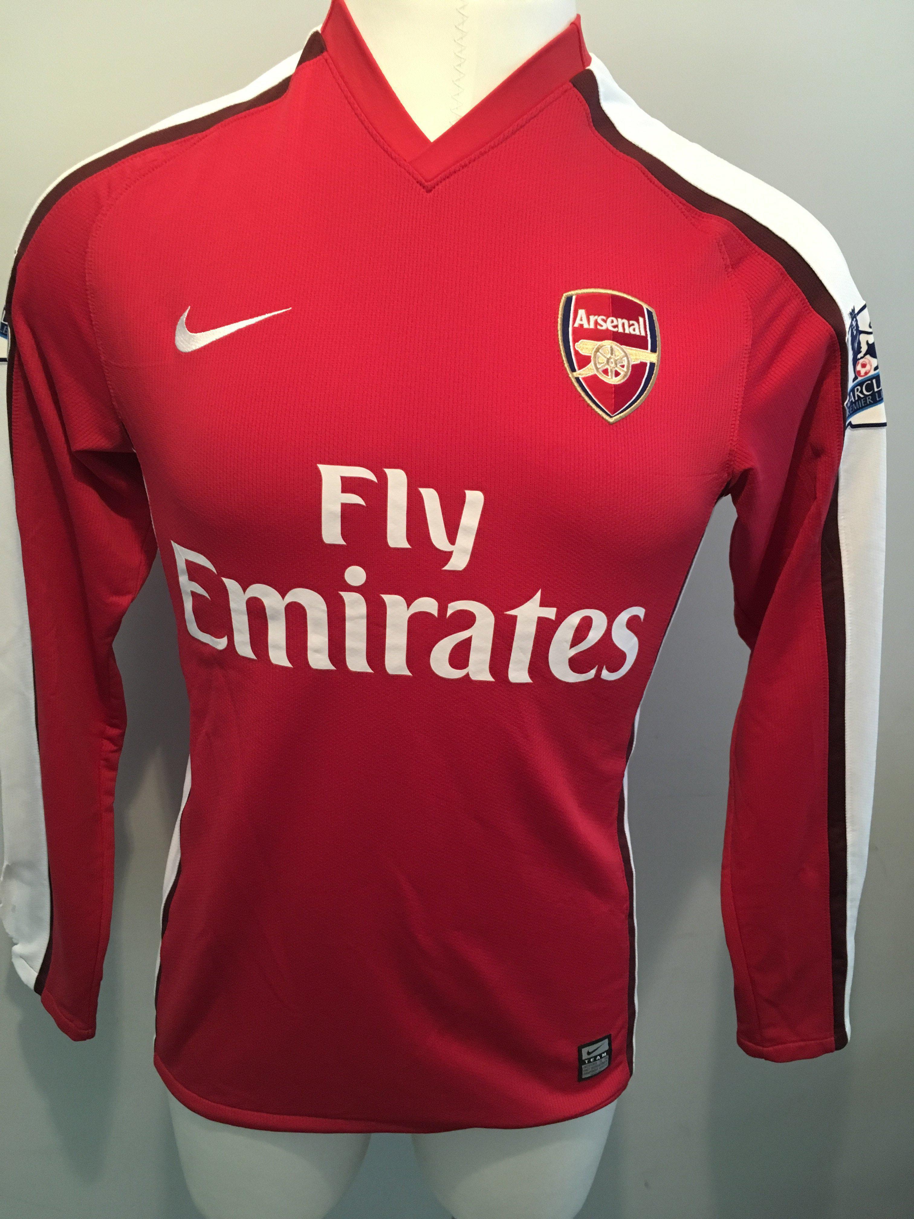 2009/2010 Arsenal Match Worn/Issued Football Shirt: Long sleeve red Nike shirt with Fly Emirates