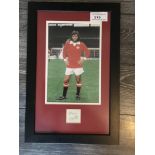 George Best Manchester United Framed Photo: Frame measures 20 x 14 inches and photo has been