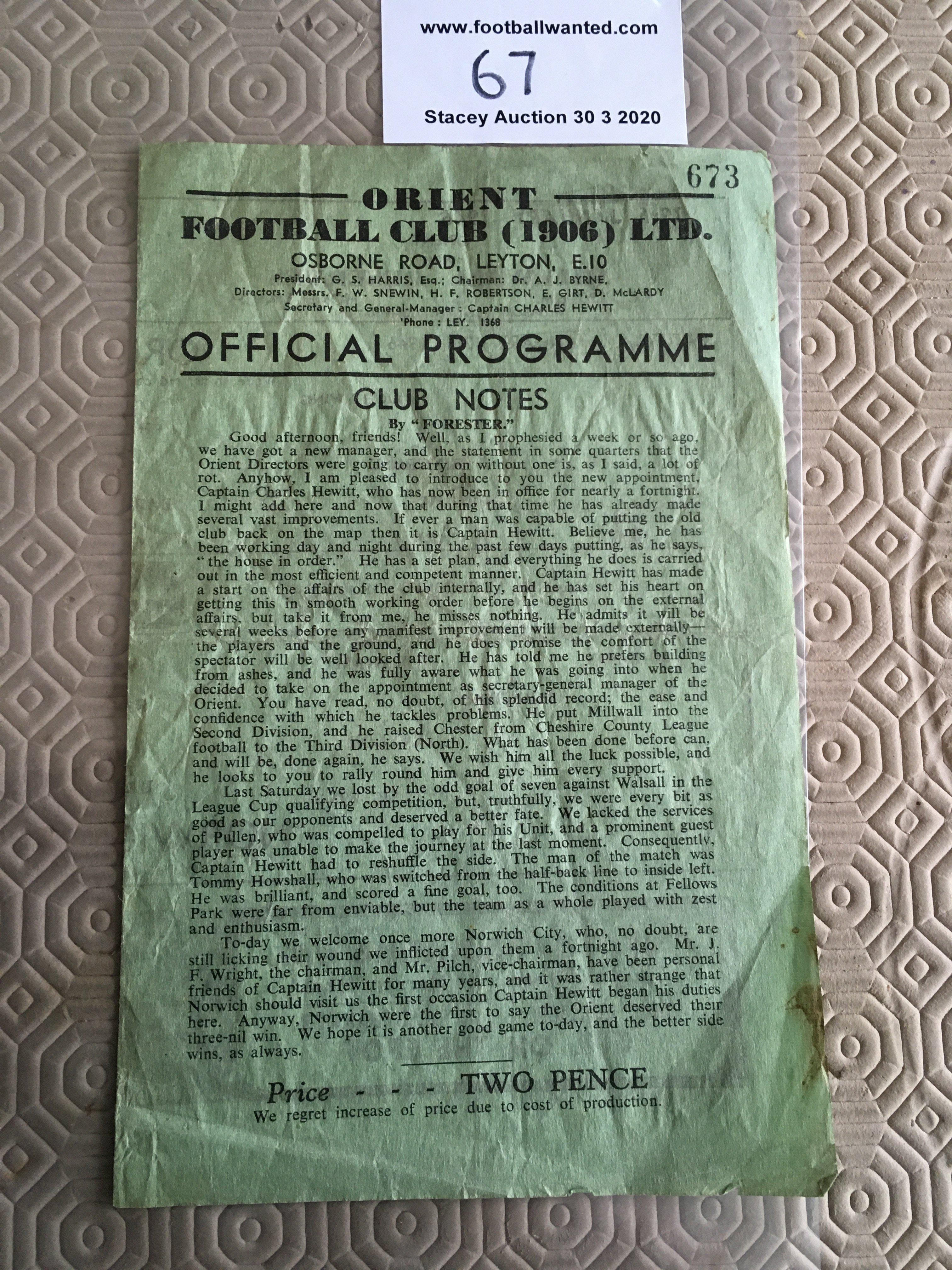 45/46 Orient v Norwich City Football Programme: League match dated 26 1 1946 with creasing. No