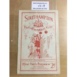 35/36 Southampton v Nottingham Forest Football Programme: Very good condition with no team changes