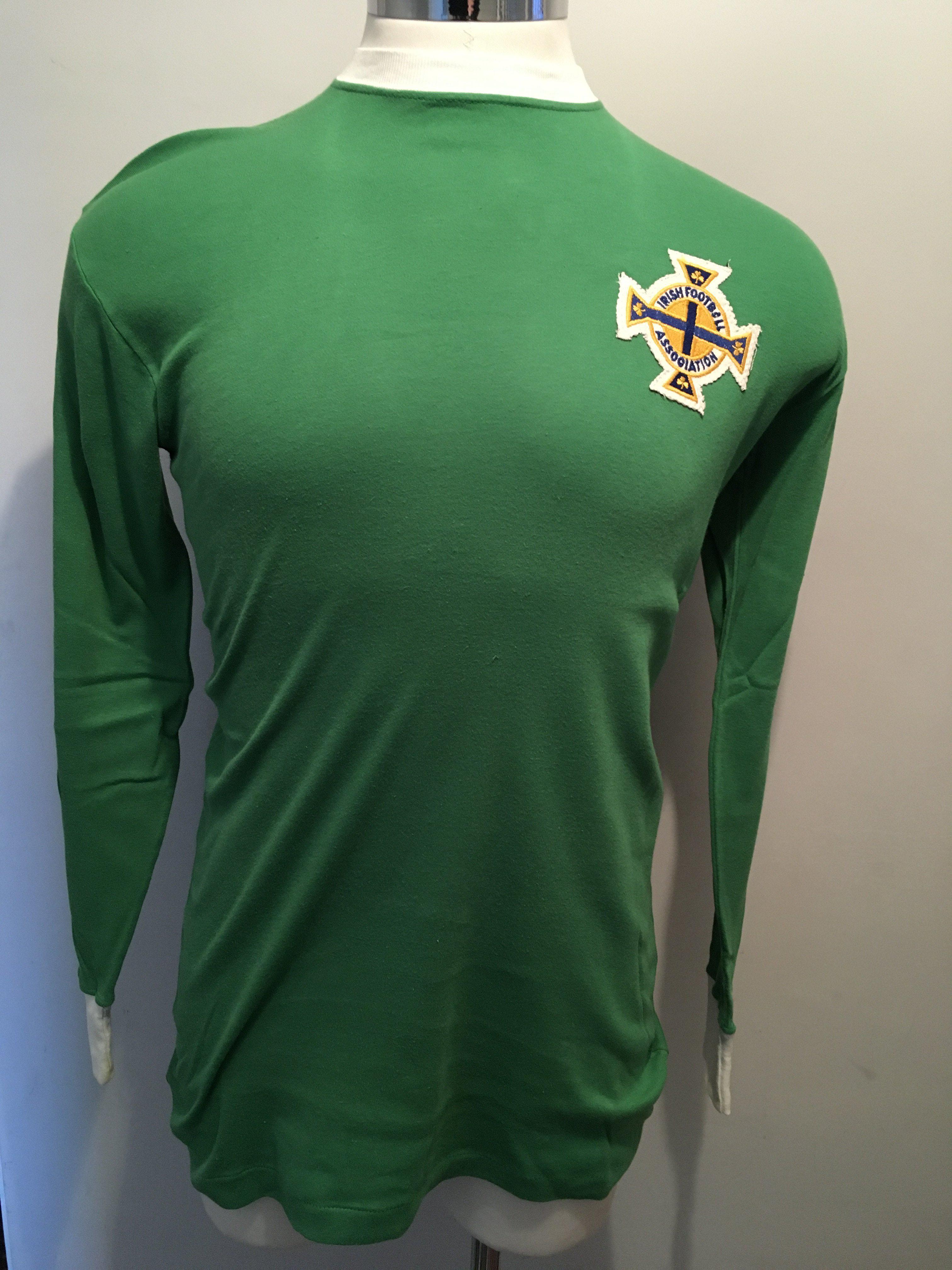 Terry Neill Northern Ireland Match Worn Football Shirt: Superb condition green long sleeve shirt
