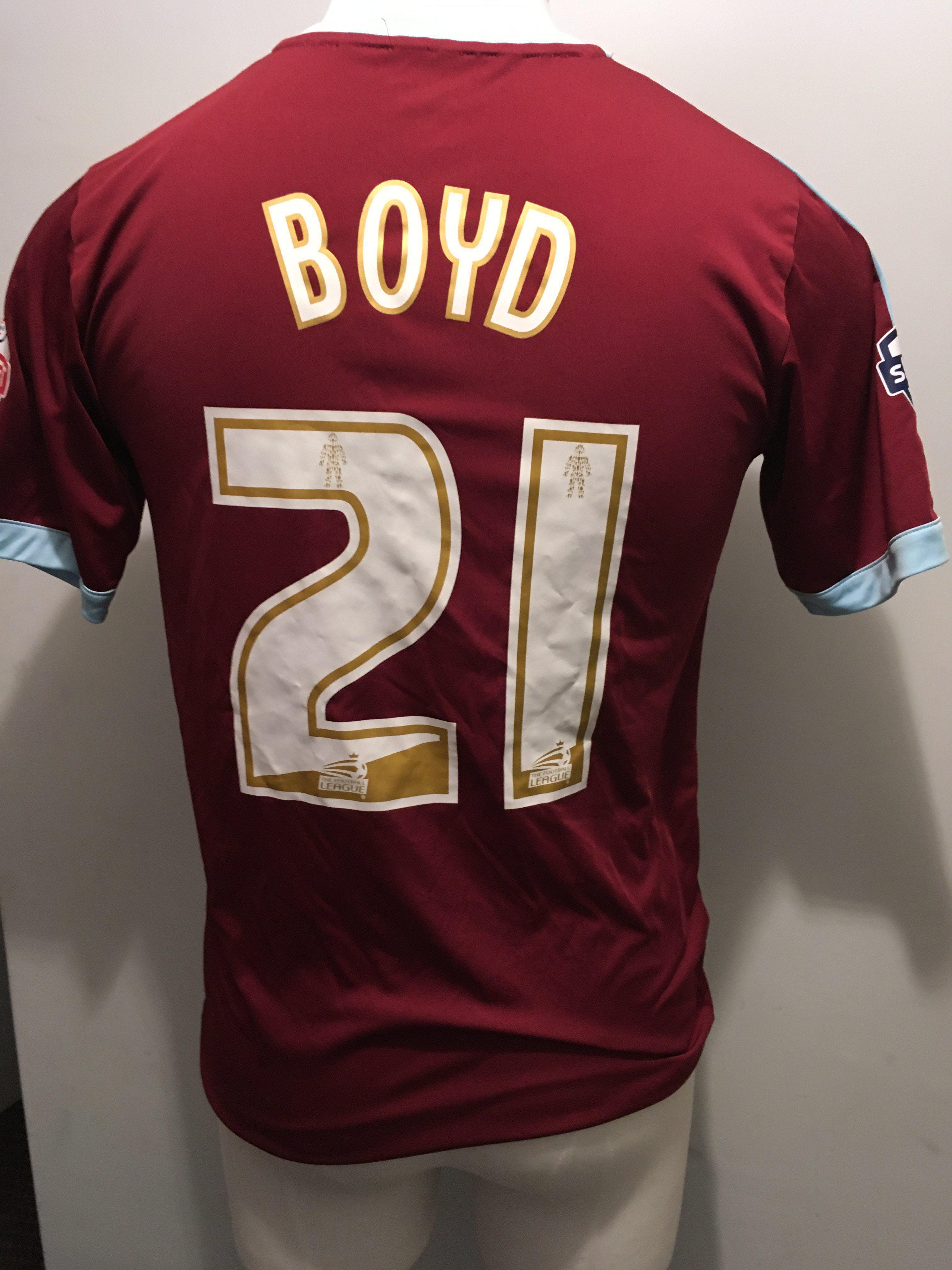 2015/16 Burnley Match Worn Football Shirt: Short sleeve home shirt with Skybet patches to short