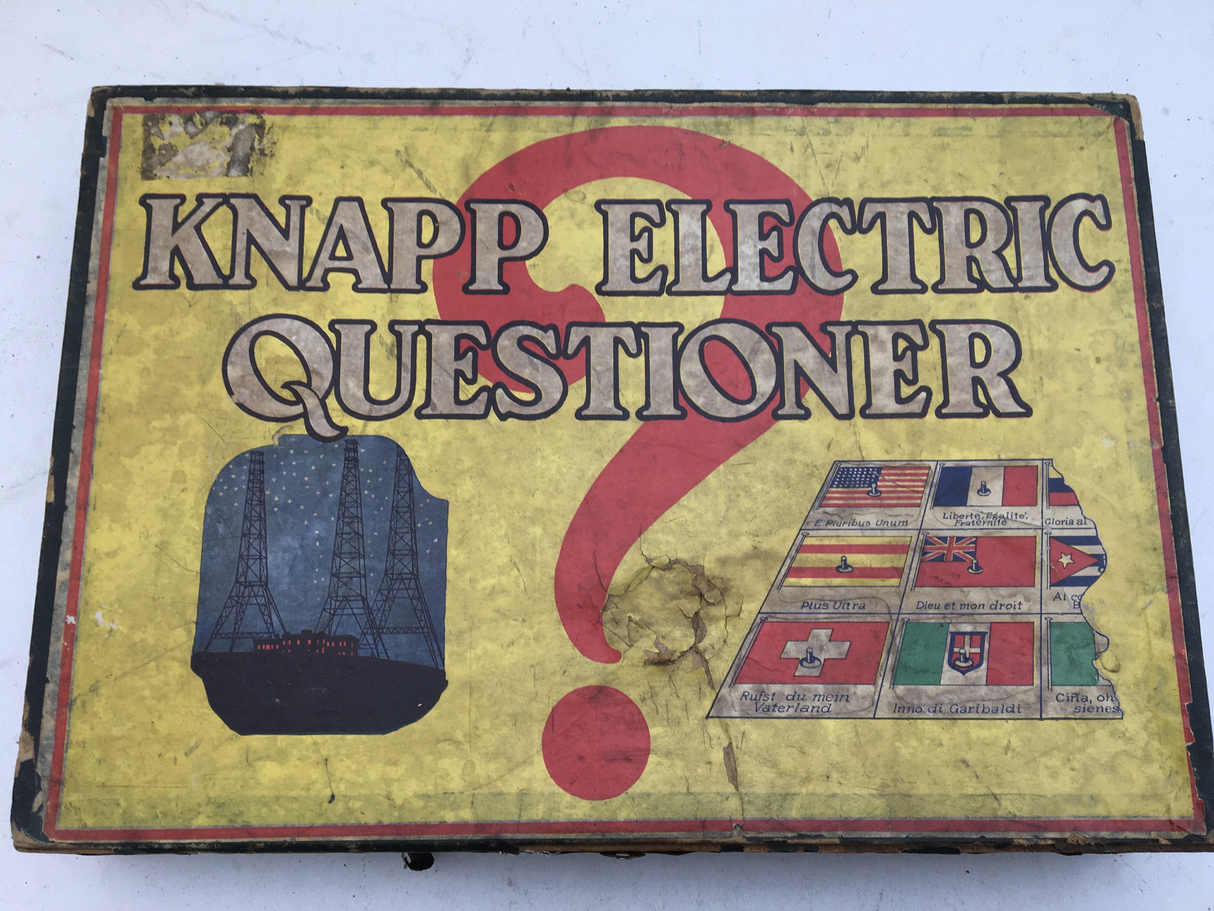 Knapp electric questioner, boxed 1950s toy - NO RESERVE