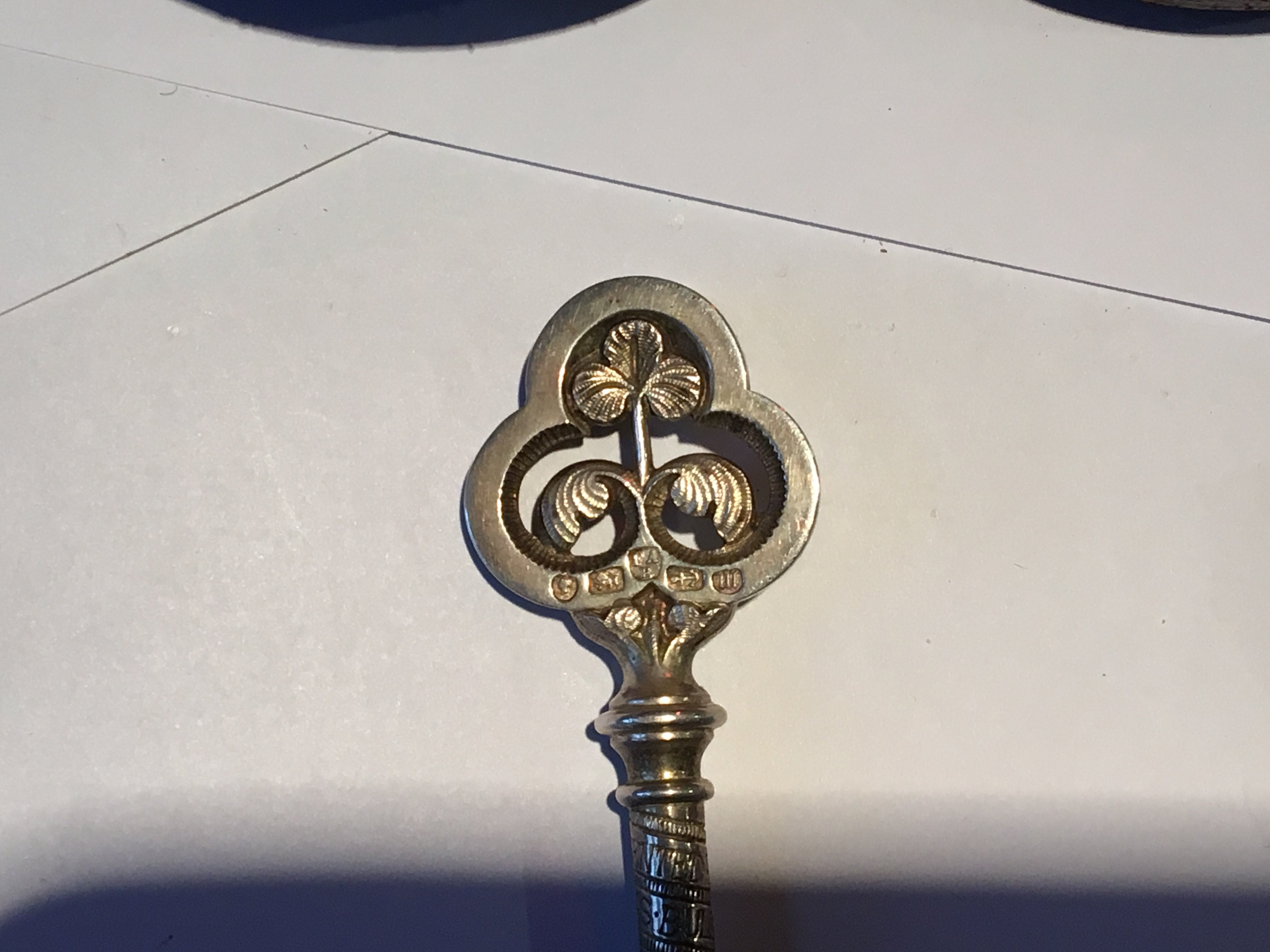 A quality Sterling Silver Victorian hall marked Presentation key engraved around the key shaft - Image 2 of 2