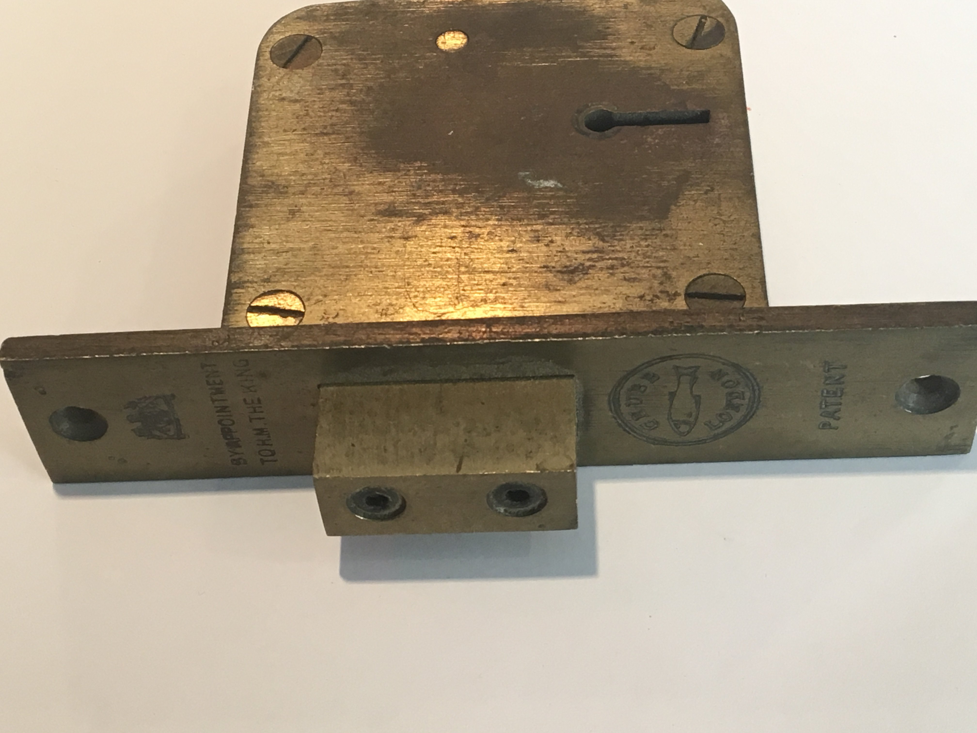 A cast brass Chubb mortice lock stamped and by Royal Appointment to King George V circa 1911 with - Image 2 of 2