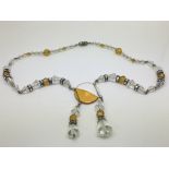 An Art Deco necklace.