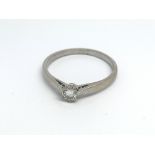 18ct white gold and diamond 0.25ct solitaire ring