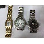 3 Sekonda wristwatches