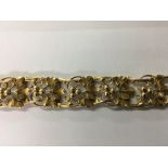 An fine Art nouveau gold bracelet with stylised de