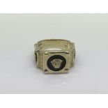 A Versace style 14ct gold ring, approx 8.5g and ap