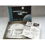 Aurora models, Star Trek , USS Enterprise space sh