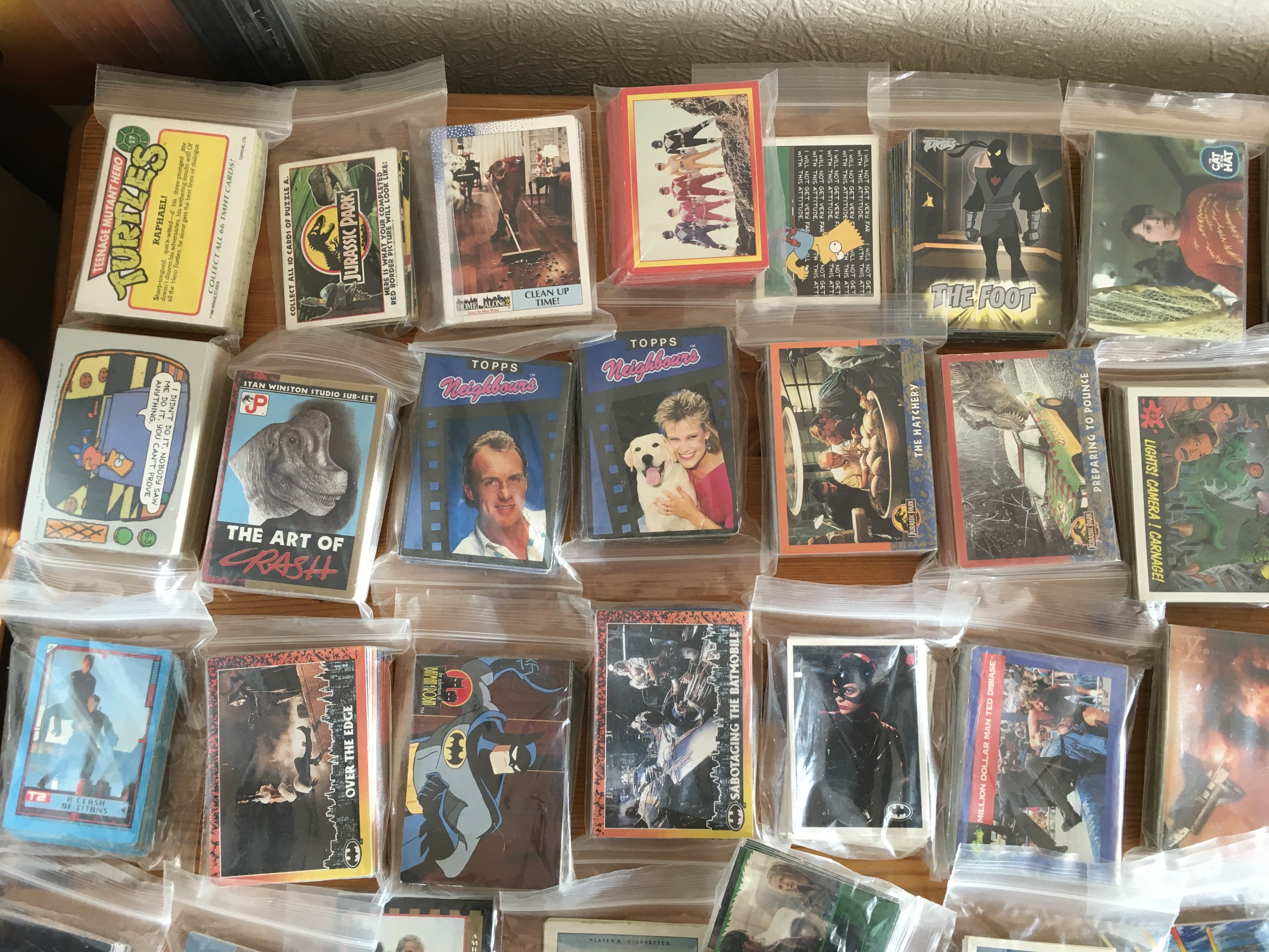 A box containing a collection of trading cards, in - Image 2 of 5