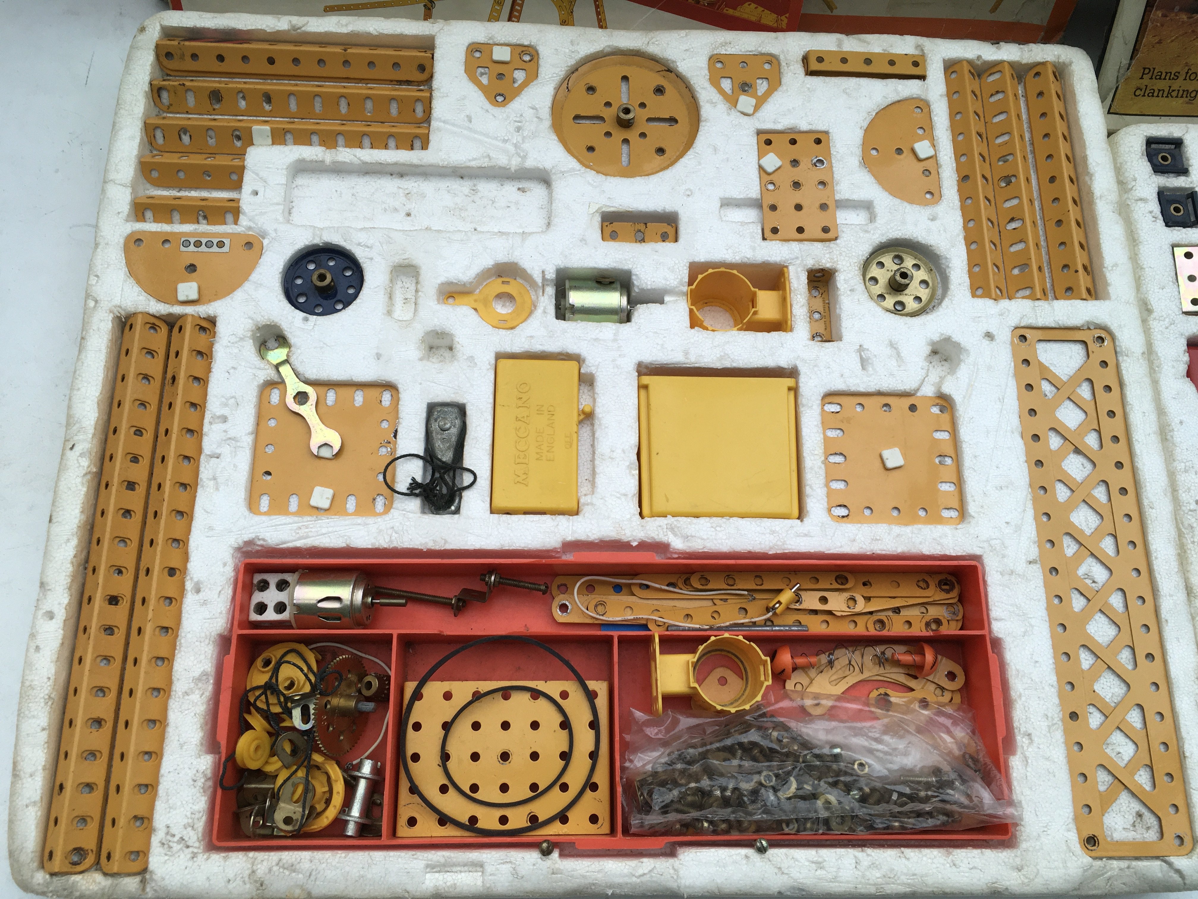 Meccano sets, boxed including Crane construction set motorised and Meccanoids from Deep Space also - Image 2 of 3