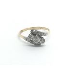 An 18carat gold vintage ring set with diamonds rin