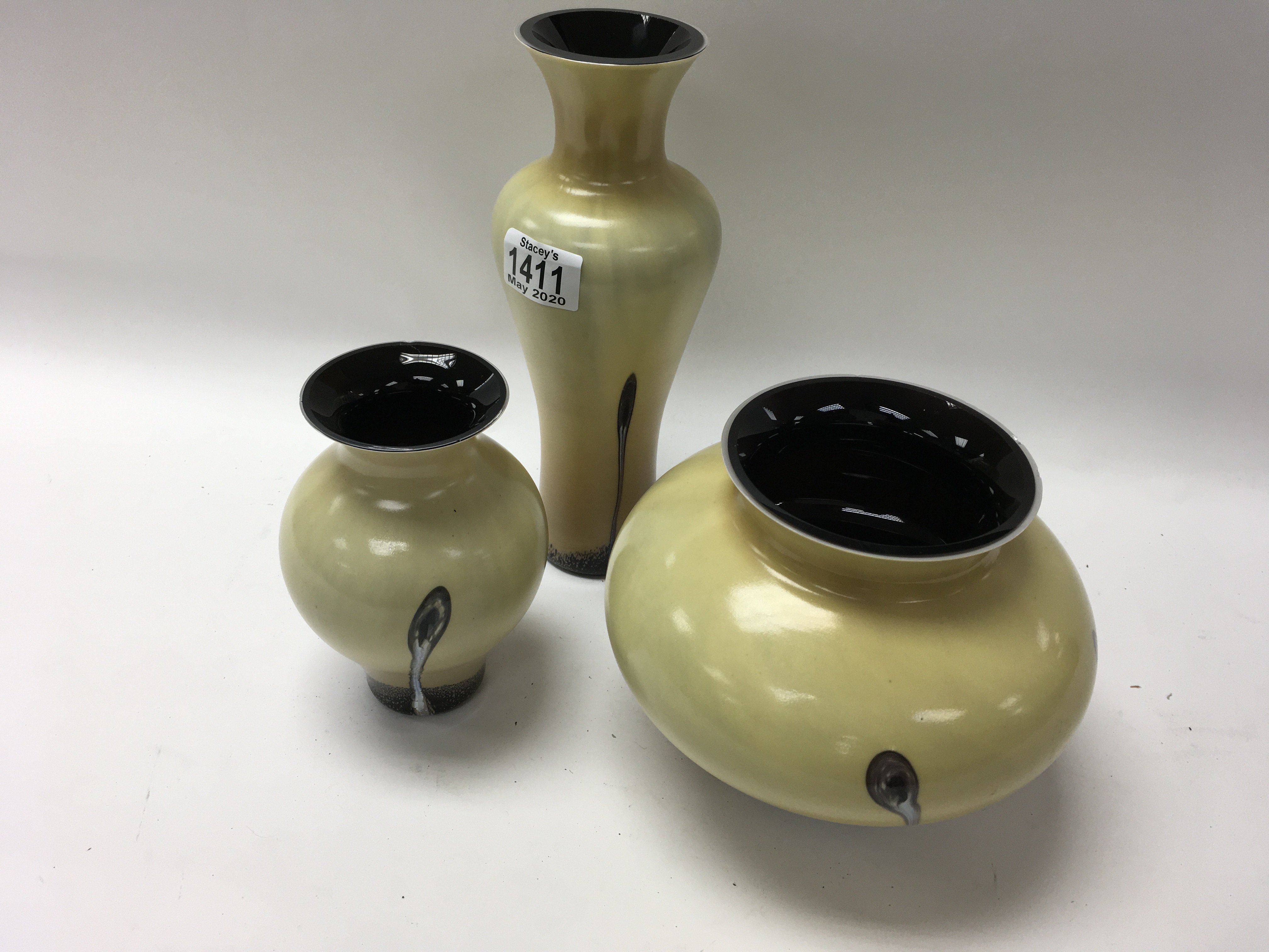 3 Caithness design glass vases.