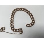 A gold 9 ct link bracelet 7 grams