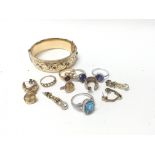 A small group of mixed silver and gold jewellery.