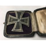 A German WW2 iron cross 1 st glass in a fitted cas