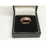 A 9ct gold ring, approx 2.3g and approx size L-M.