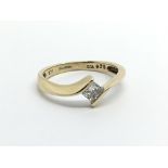 A 9ct gold princess cut solitaire diamond ring, ap