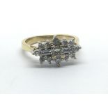 An 18ct yellow gold and diamond cluster ring, approx 0.50ct, ring size approx L/M