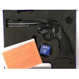 Smith & Wesson 586 6" Black - .177 Pellet revolver, with case.